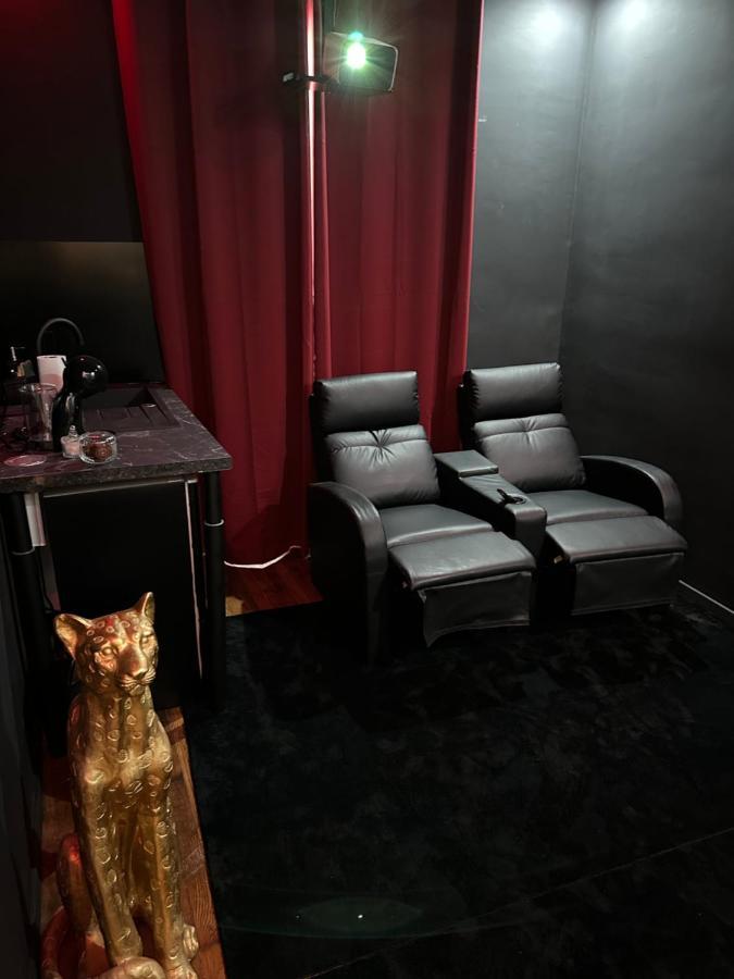 Suite De Prestige Avec Spa & Cinema Ivry-sur-Seine Buitenkant foto